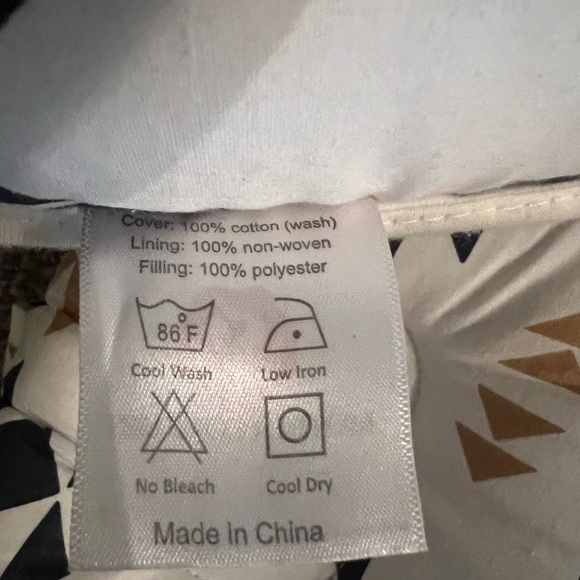 Wannisha nursing pillow - Picture 12 of 15